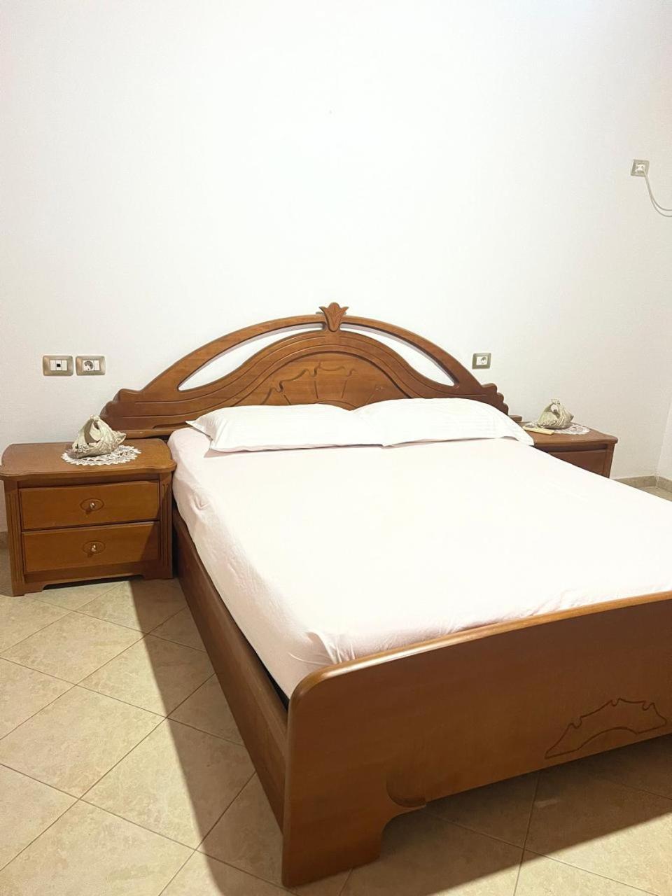 Nori House Hotel Vlorë Eksteriør billede