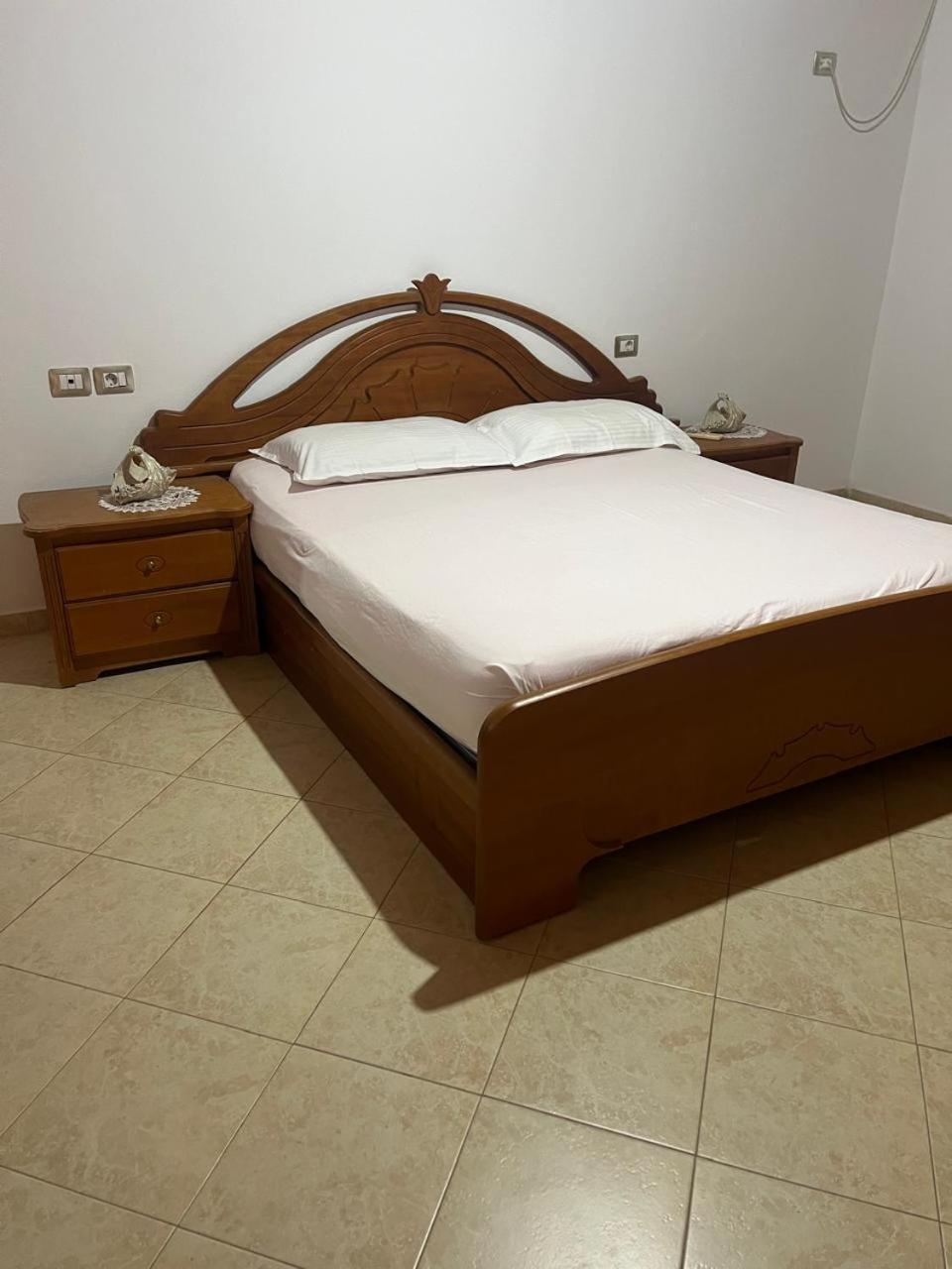 Nori House Hotel Vlorë Eksteriør billede