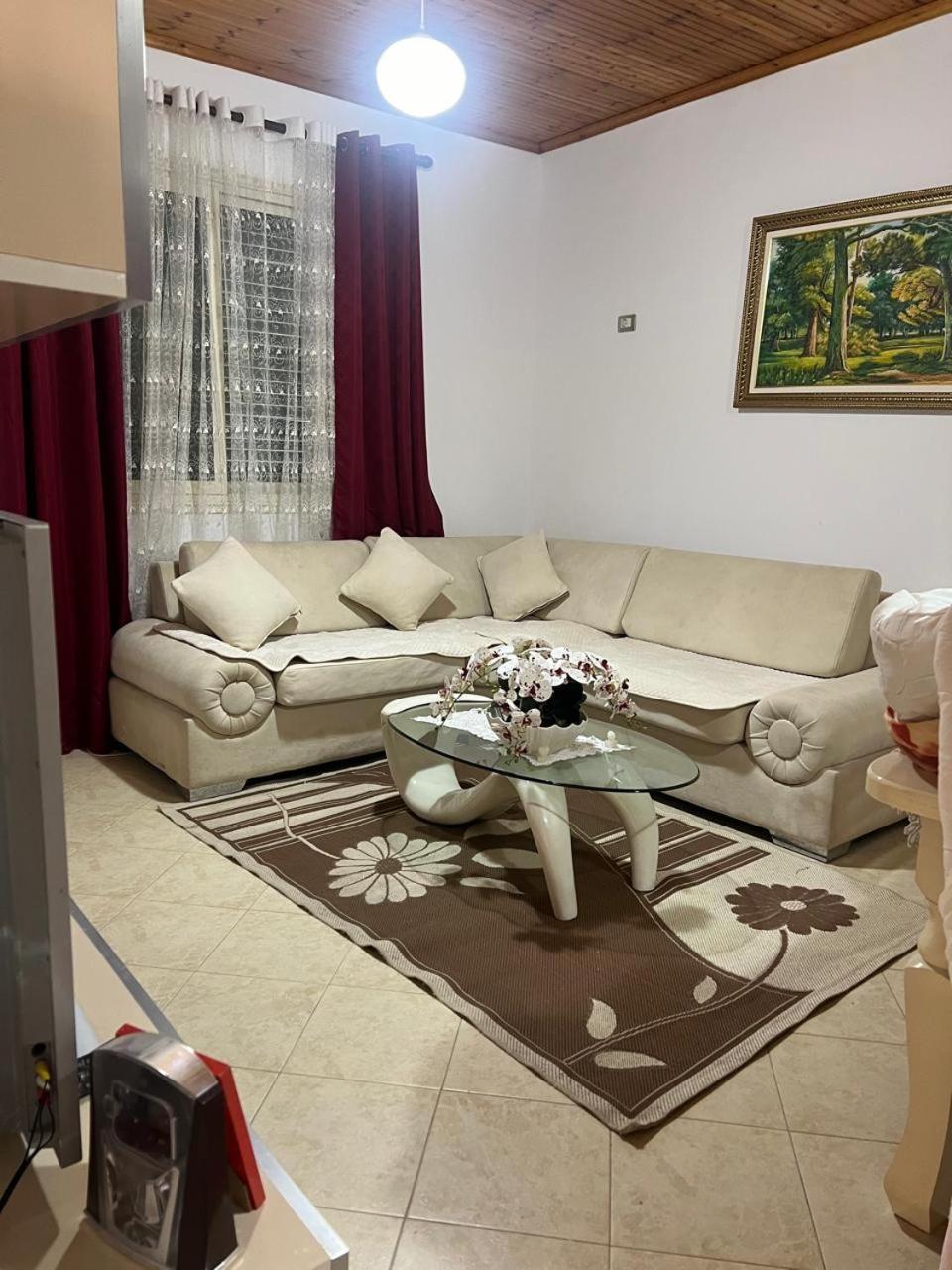 Nori House Hotel Vlorë Eksteriør billede