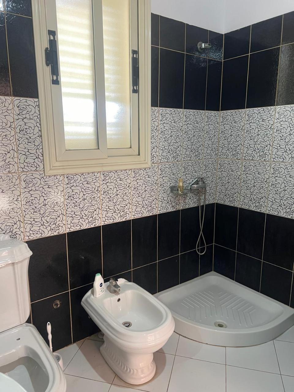 Nori House Hotel Vlorë Eksteriør billede