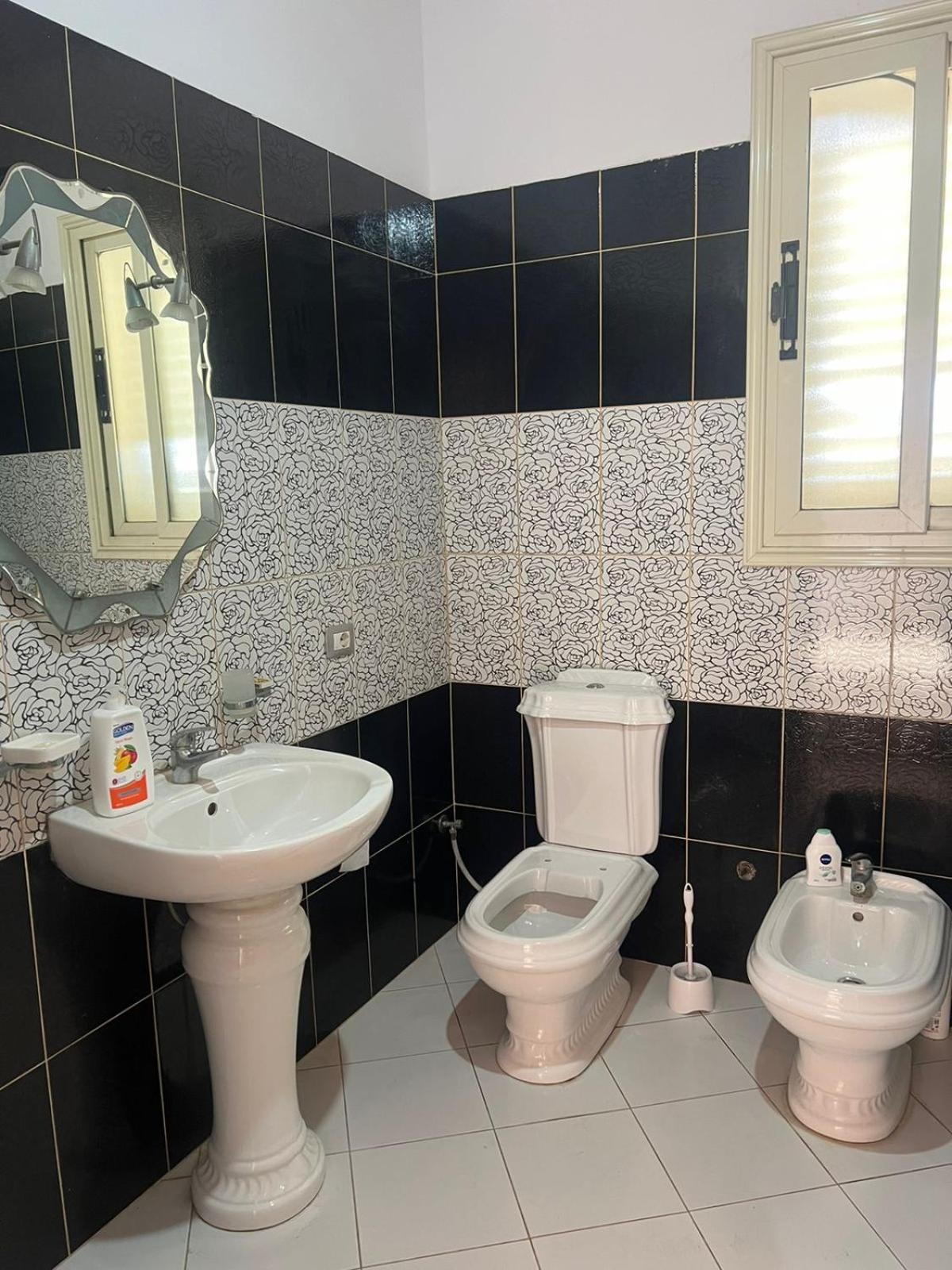 Nori House Hotel Vlorë Eksteriør billede
